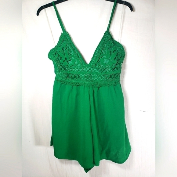 NWT Available Green Spagetti Strap Romper With Tie in Back Sz S - Picture 1 of 9
